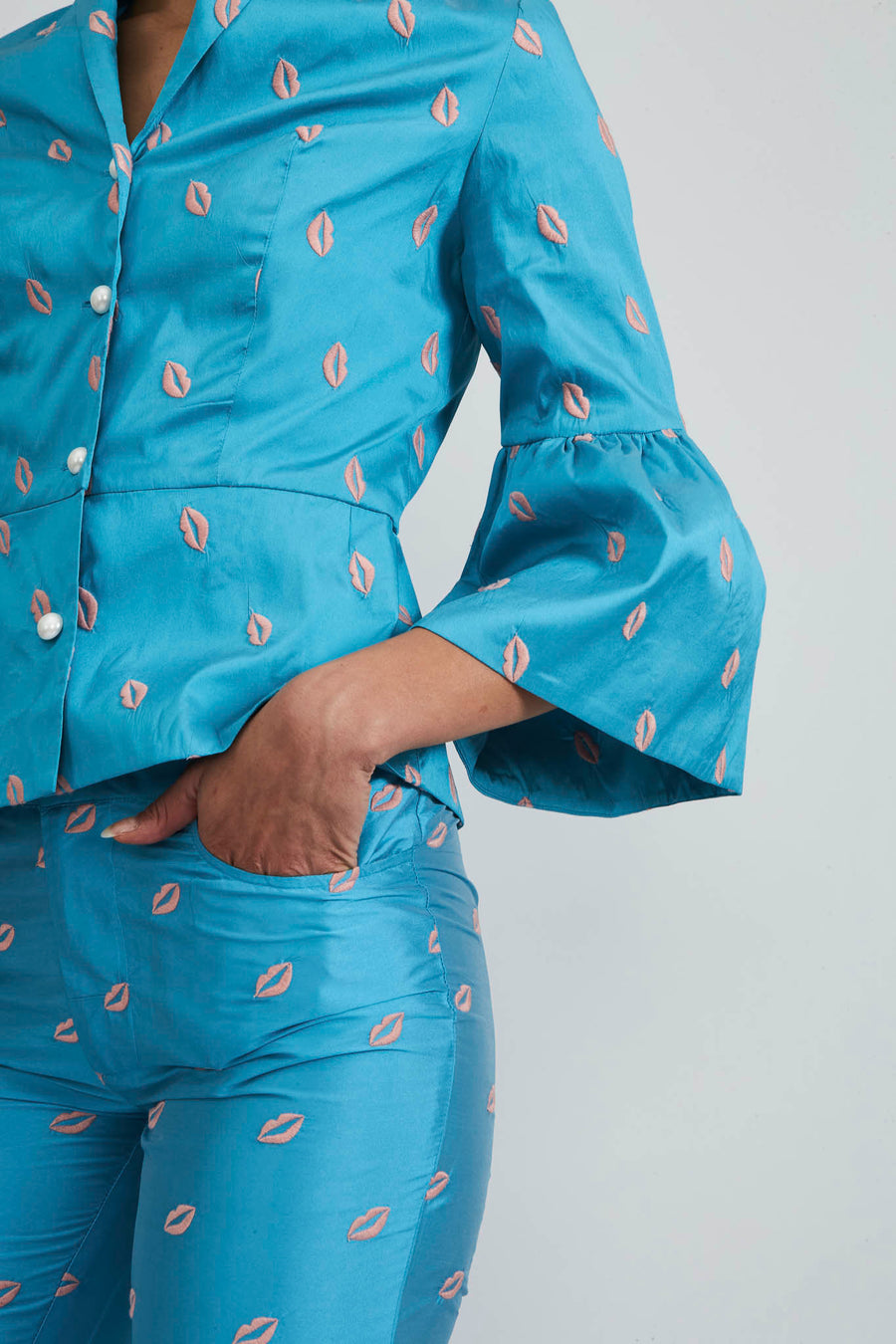BATSHEVA - Jerri Jacket in Turquoise Taffeta with Embroidered Lips