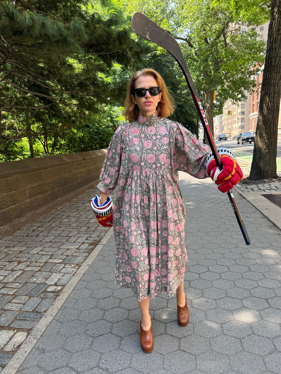 Snap Smock Dress in Tea Rose Floral – BATSHEVA