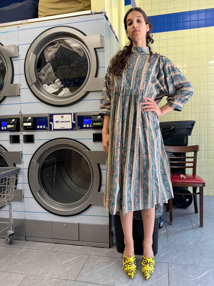 Snap Smock Dress in Teal and Beige Floral – BATSHEVA