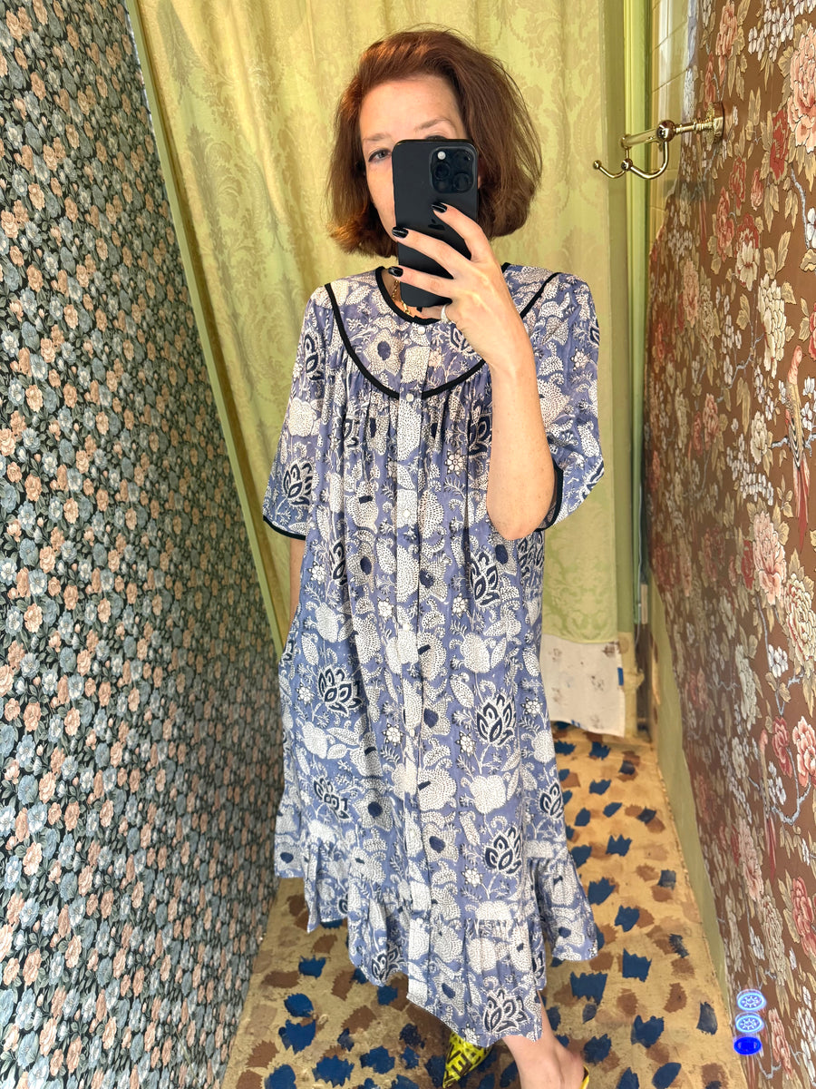Snap Housedress in Blue Flowers