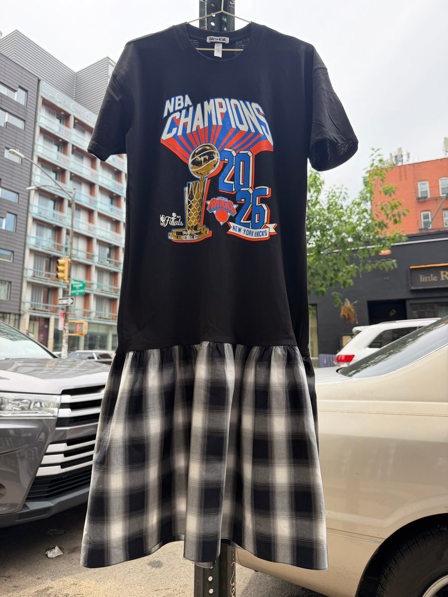knicks jersey dress One-of-a-Kind Vintage Knicks (Sprewell) Jersey Dress