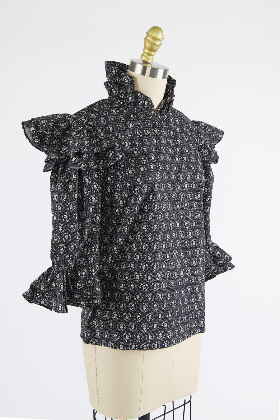 Antoinette Blouse in Floral Dot