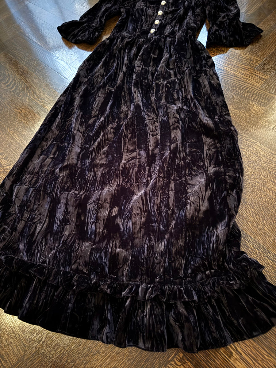 Ella Dress in Black Crushed Velvet