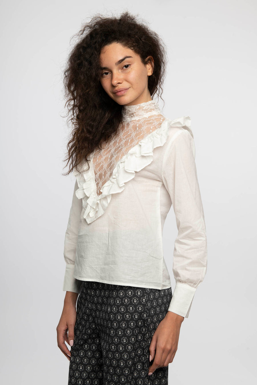 Pêche Blouse in White