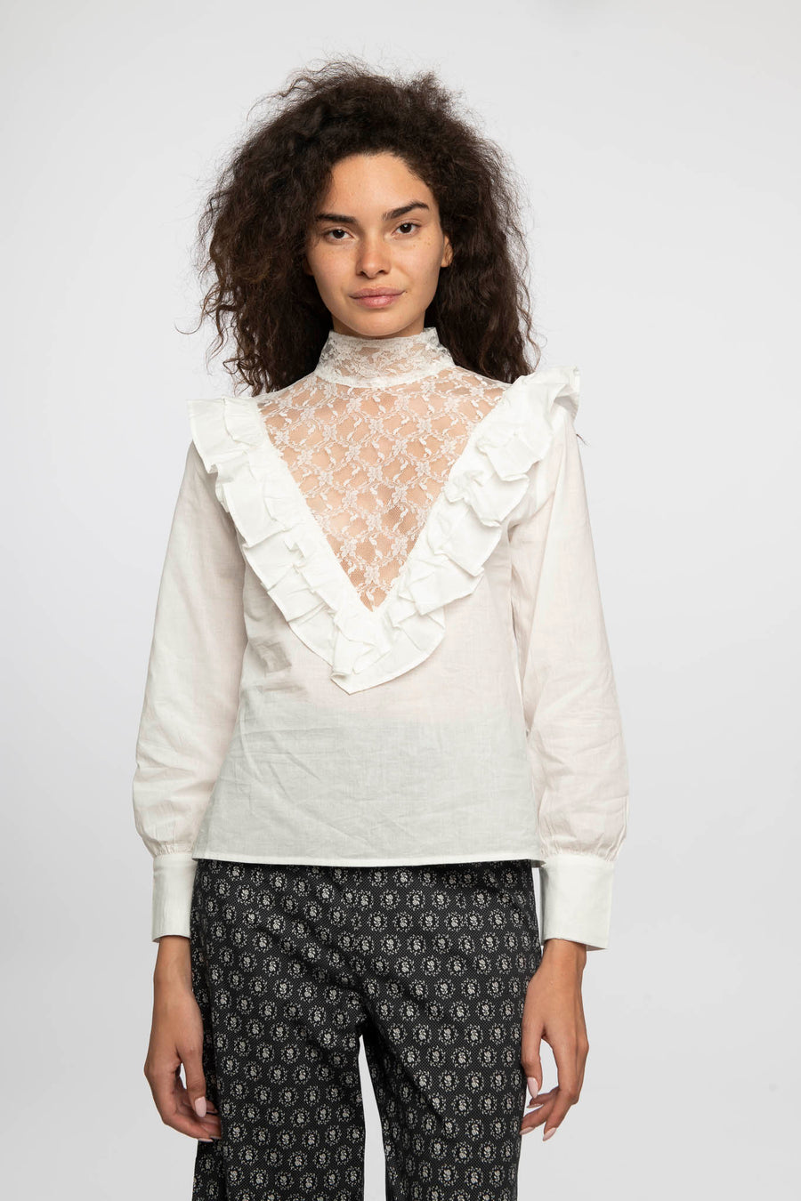 Pêche Blouse in White