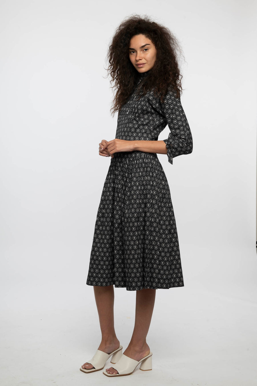 Sofie Dress in Floral Dot