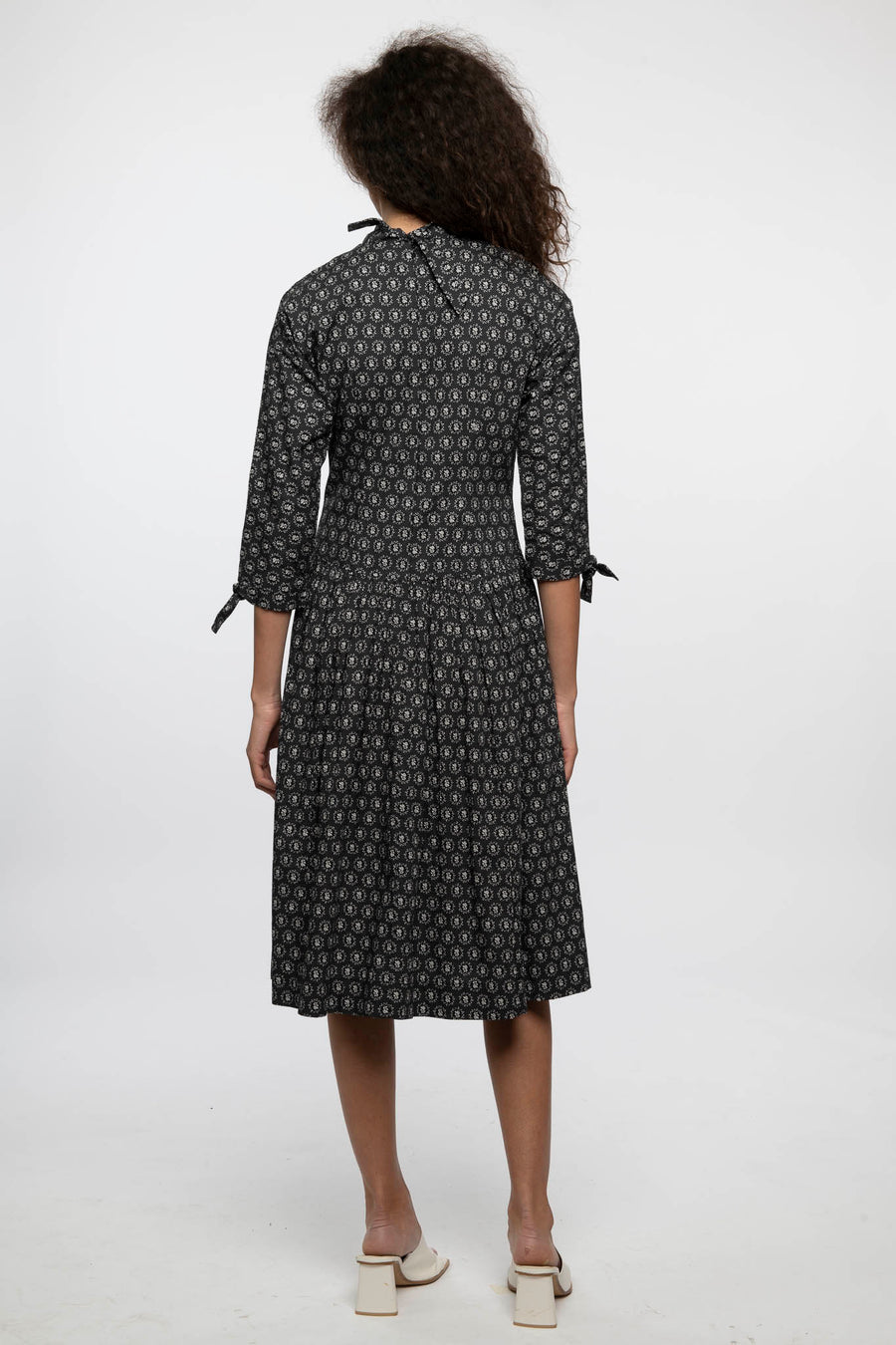 Sofie Dress in Floral Dot