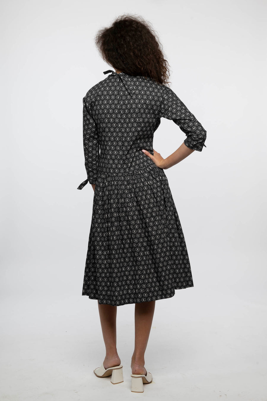 Sofie Dress in Floral Dot