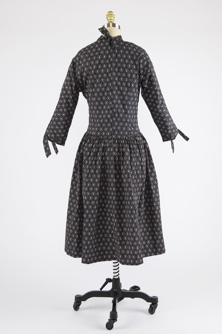 Sofie Dress in Floral Dot