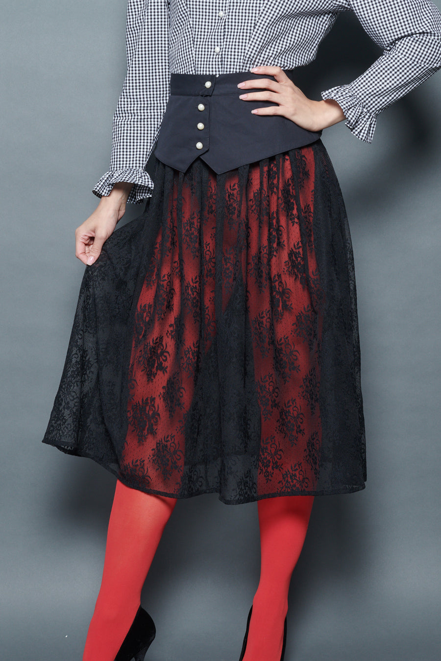 Landa Skirt in Black Lace