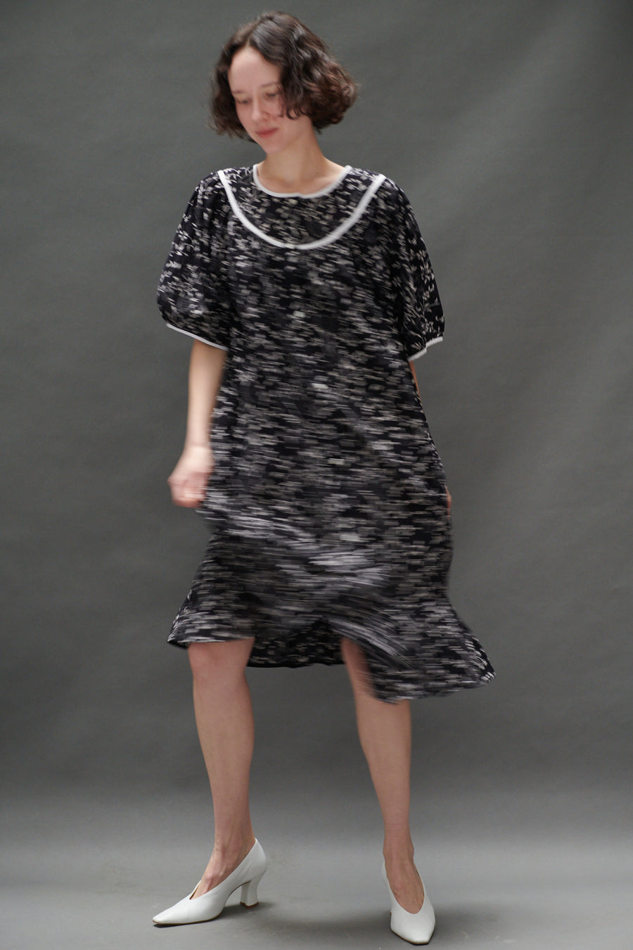 Snap Housedress in Black and White Floral