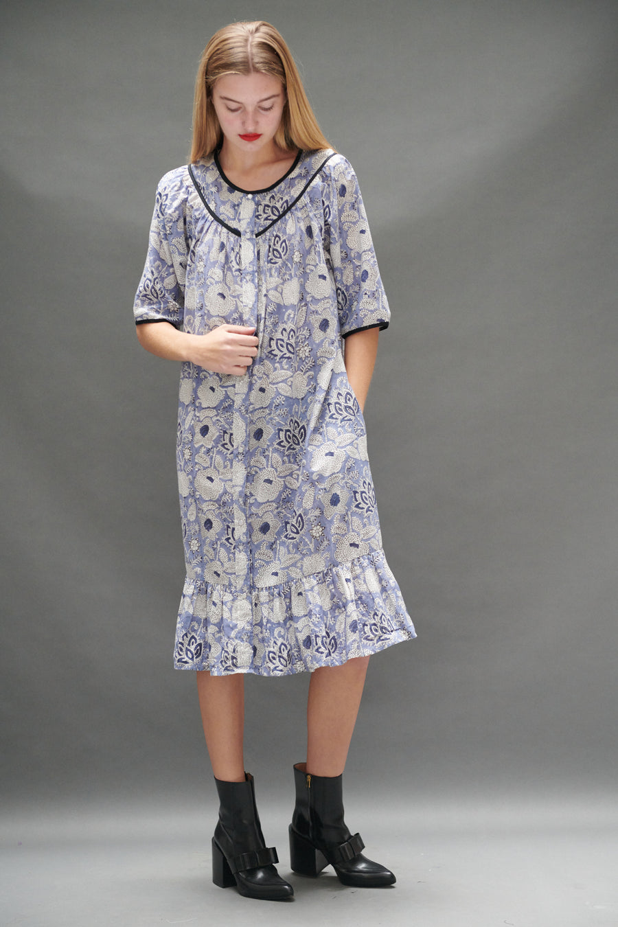 Snap Housedress in Blue Flowers