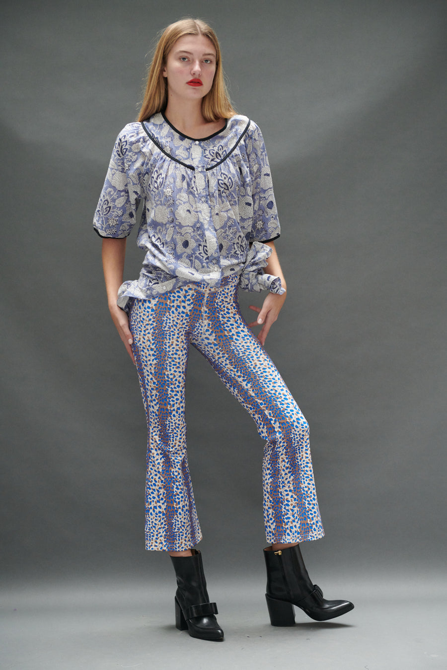 Snap Housedress in Blue Flowers