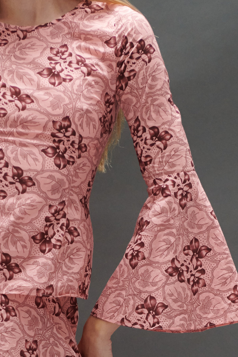 Bell Blouse in Tropics