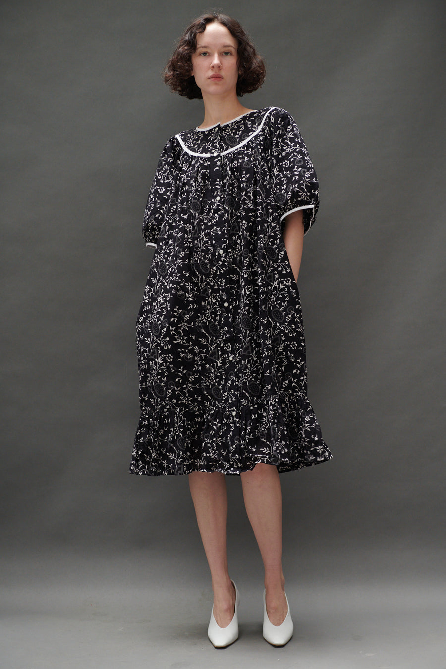 Snap Housedress in Black and White Floral