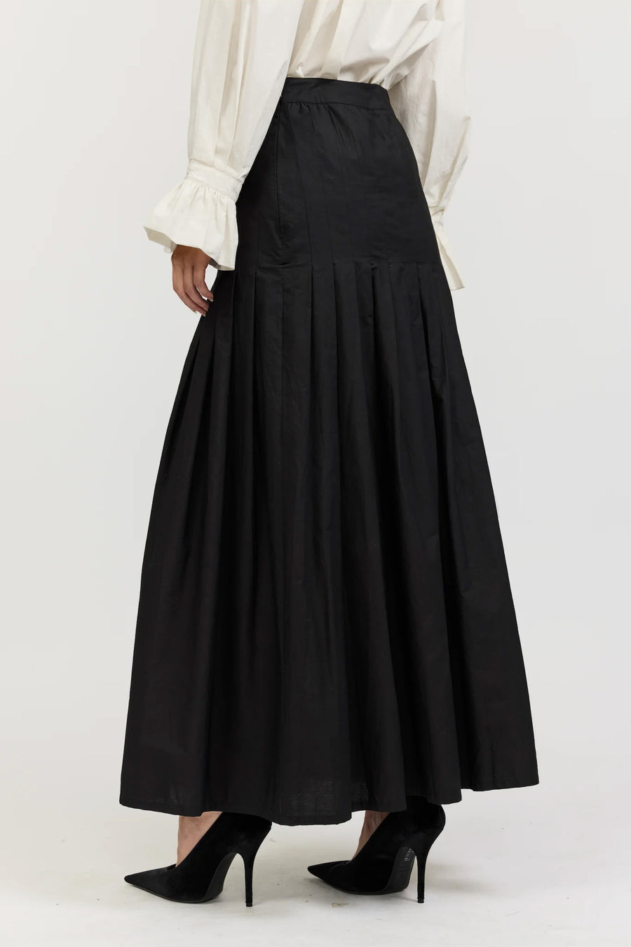 Cyn Skirt in Black Cotton Poplin